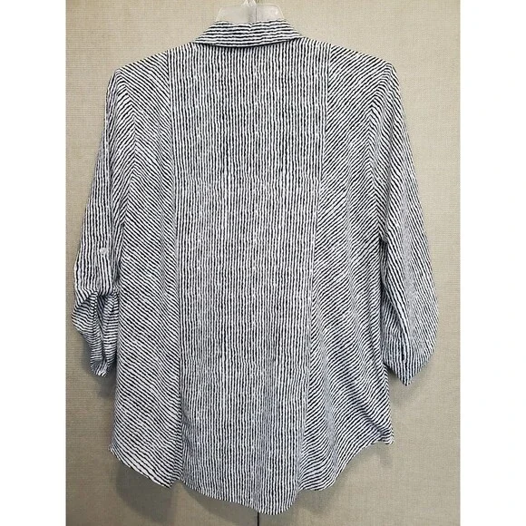 Chico's Wavy Lines Woven Roll-Tab Sleeve Popover Tunic Size 2 Large - Picture 4 of 7